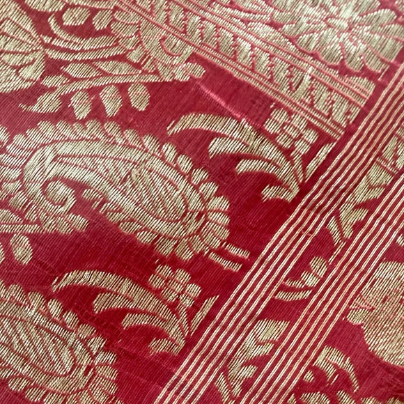 Woven ethnic shawl - Picture 6 of 7